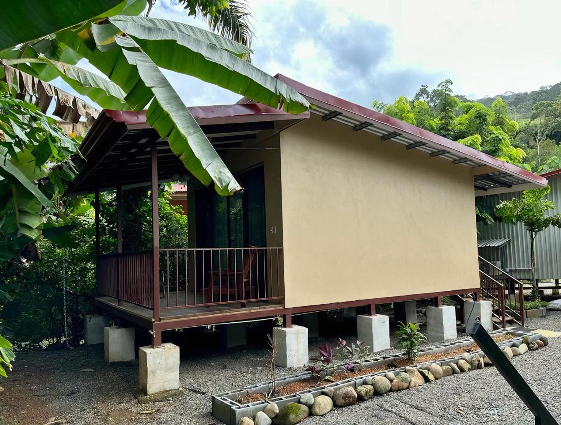 Bamboo River House And Hotel Dominical Exterior foto