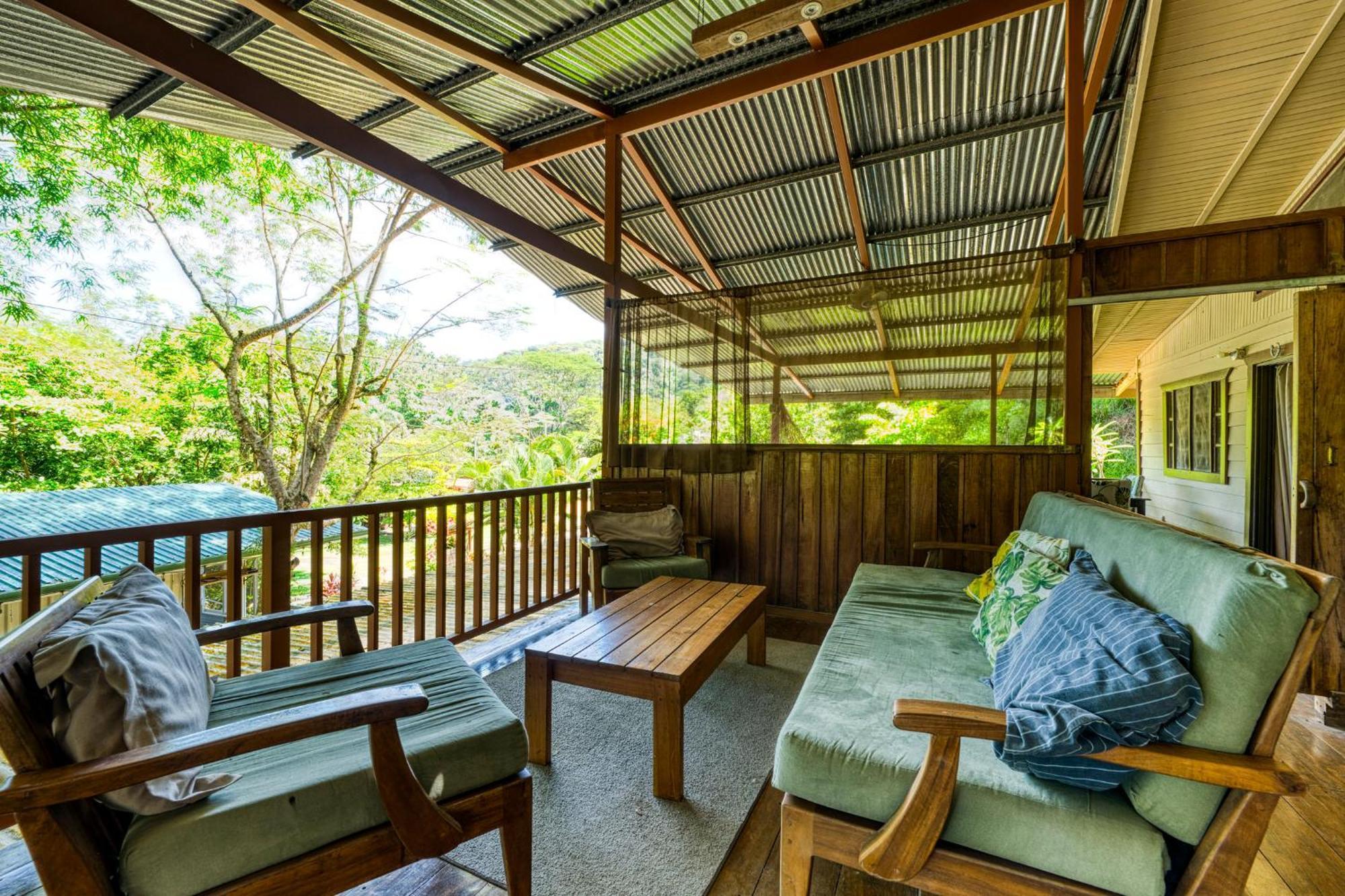 Bamboo River House And Hotel Dominical Exterior foto